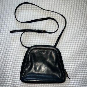 Vintage Tignanello Morocco Leather Capri Crossbody - Black